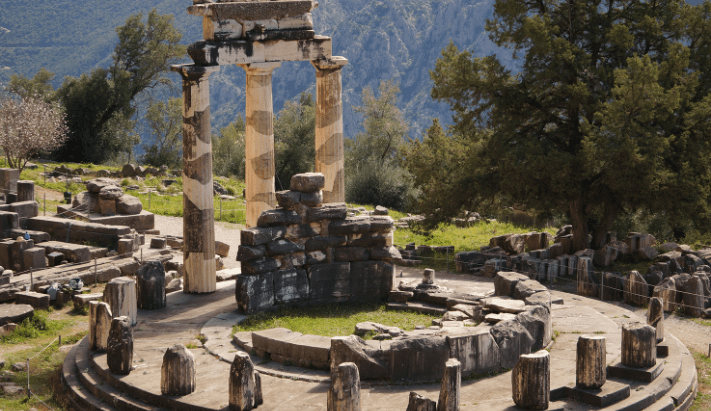 Extensão a Atenas, Delfos e Hydra