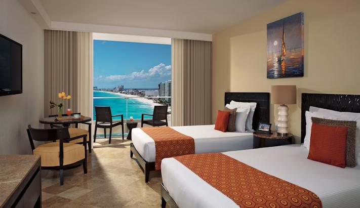 Black Friday - Krystal Grand Cancun